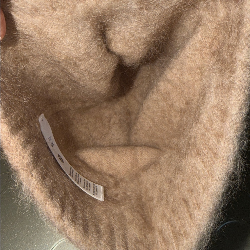 🆕 LULULEMON Fuzzy Cashmere Beanie Heathered Nutmeg NWT - Picture 9 of 15